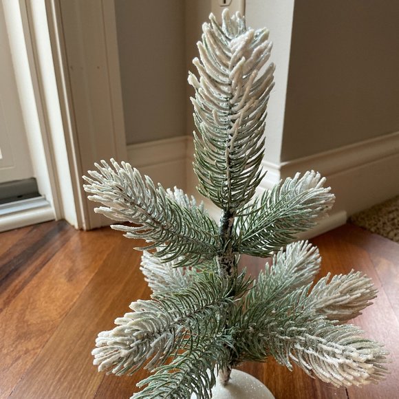 Small Table Top Flocked Christmas Tree - Picture 2 of 6